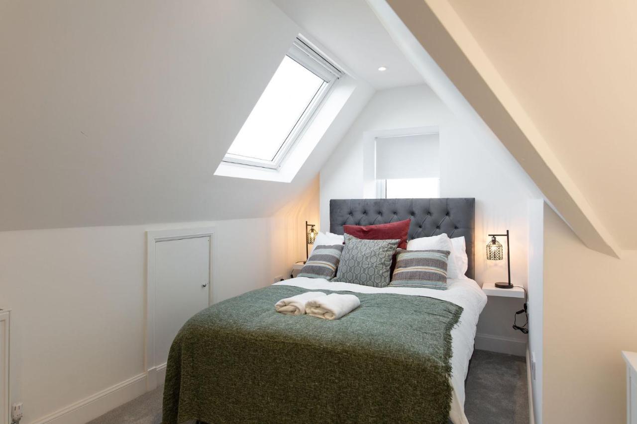 Stayright Flats In With Designated Parking Apartment *
