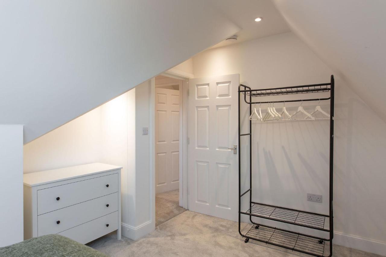 Apartment Stayright Flats In With Designated Parking
