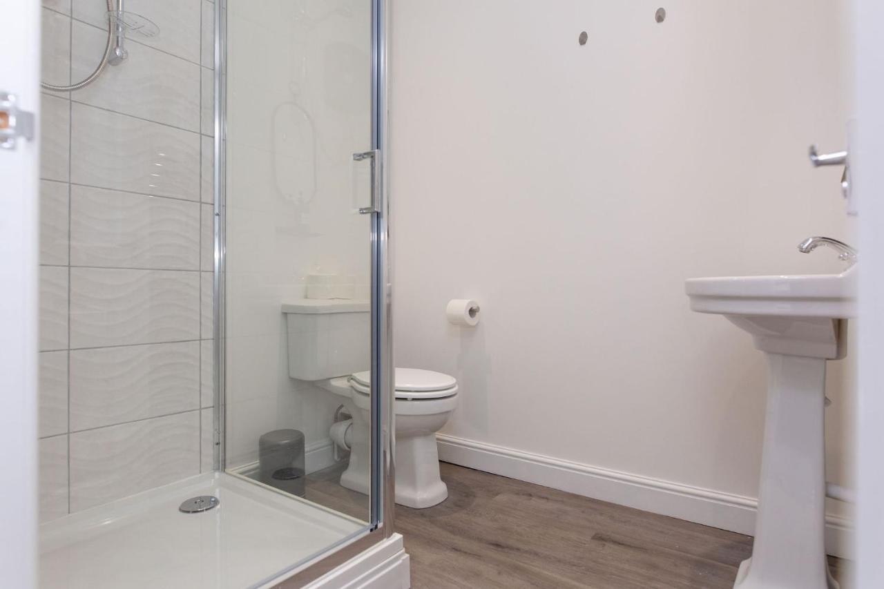 Stayright Flats In With Designated Parking Apartment