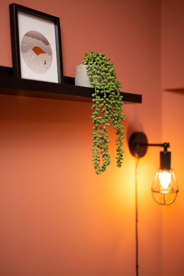 Stayright Flats In With Designated Parking Apartment *